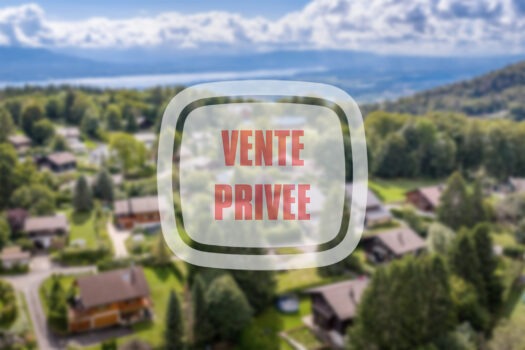 Charmante maison individuelle moderne de 161 m² habitables située à Saint-Cergue dans le canton de Vaud.